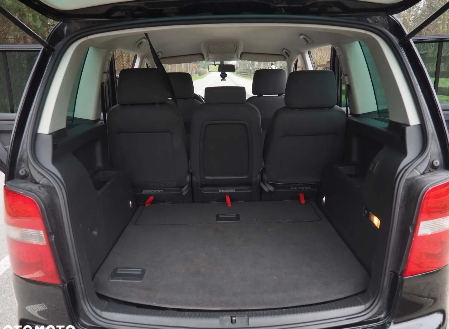 Volkswagen Touran cena 11900 przebieg: 228240, rok produkcji 2003 z Rzepin małe 704
